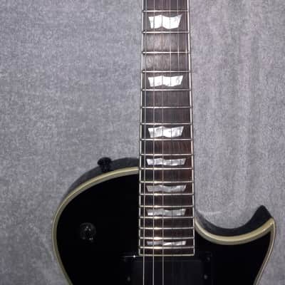 ESP LTD EC-401 With Case image 4