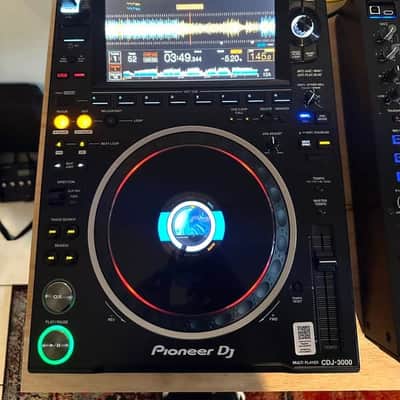 Pioneer DJM-A9 and CDJ 3000 Bundle image 5