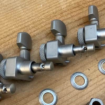 Vintage 1990’s Genuine Fender Stratocaster / Telecaster Locking Tuners Tuning Heads - Satin Chrome image 5