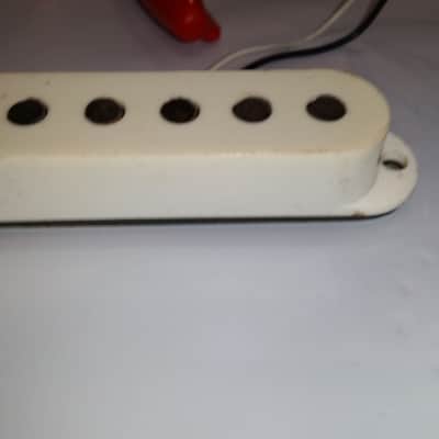 FENDER STRATOCASTER PICKUP early1980s Grey Bottom, meter read 5.93 image 3