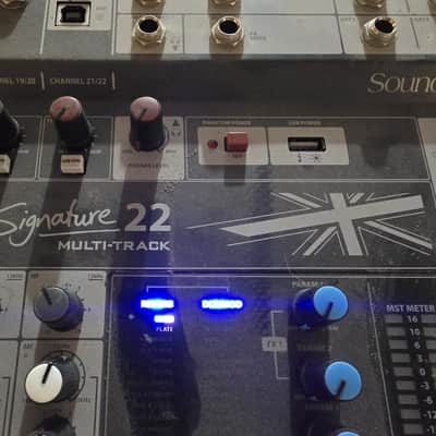 Soundcraft Signature 22 MTK Analog Mixer and USB Interface image 2