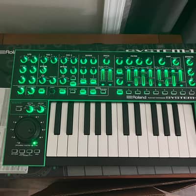 Roland SYSTEM-1 with sh-101 plug out installed