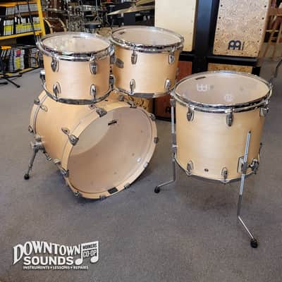 Yamaha Tour Custom 4-Piece Maple Shell Pack - 20”x15” Bass Drum, 14”x13” Floor Tom, 12”x8” & 10”x7” Tom Toms, Butterscotch Satin image 4