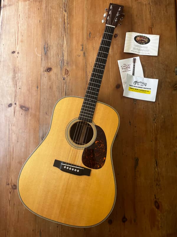 Martin Vintage Series HD-28V