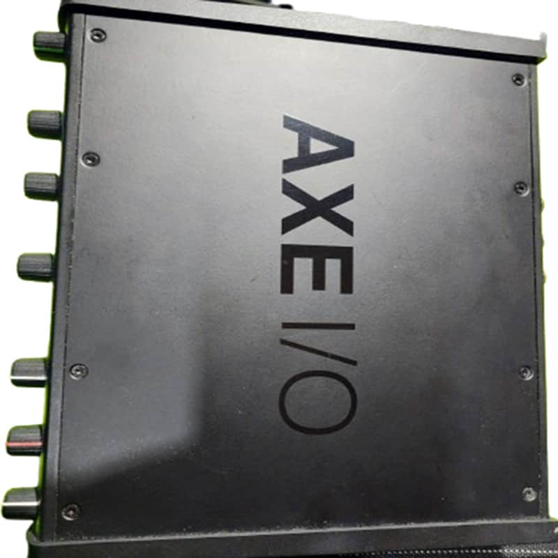 IK Multimedia AXE I/O Solo USB Audio Interface 2020 - Present - Black image 1