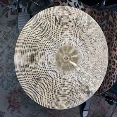 Paiste 14” Signature Traditionals Fast Crash image 3