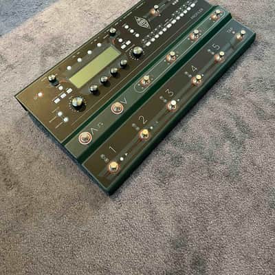 Kemper Amps Profiler Stage + Mission Engineering EP1-KP Expression Pedal + SKB flight case image 4