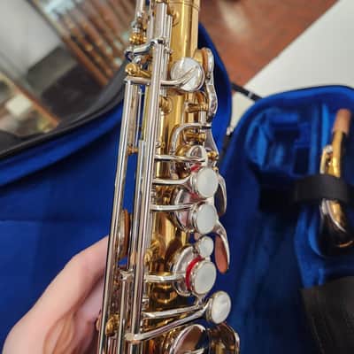 Vintage 1966 Martin Imperial Alto Sax, Orig. Lacquer, New Pads, New Case image 3