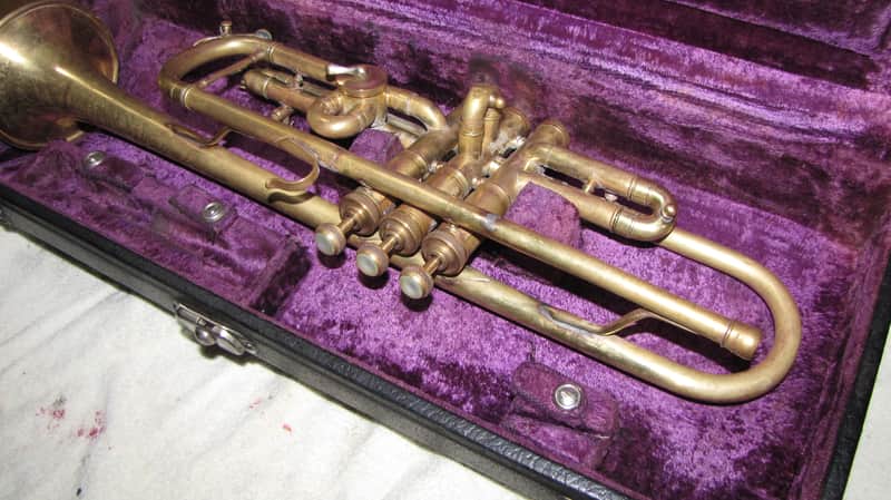 1925 RARE TRUE-TONE MODEL 11 TRUMPET image 1