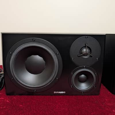 Dynaudio LYD 48 3-Way Active Studio Monitor Pair ( Left + Right ) 2017 - 2019 - Black Monitors image 3