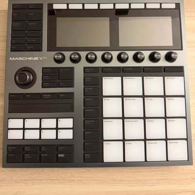 Native Instruments Maschine Plus 2020 - Present - Black image 1