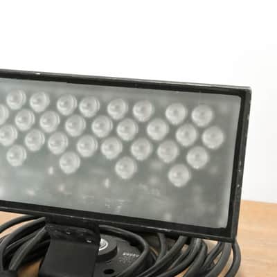 Philips Color Kinetics ColorBlast 12 Wash Light Fixture CG0111W image 2