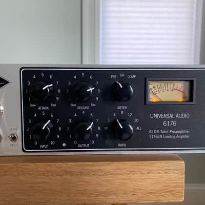 Universal Audio 6176 Channel Strip 2003 - Present - Silver image 3