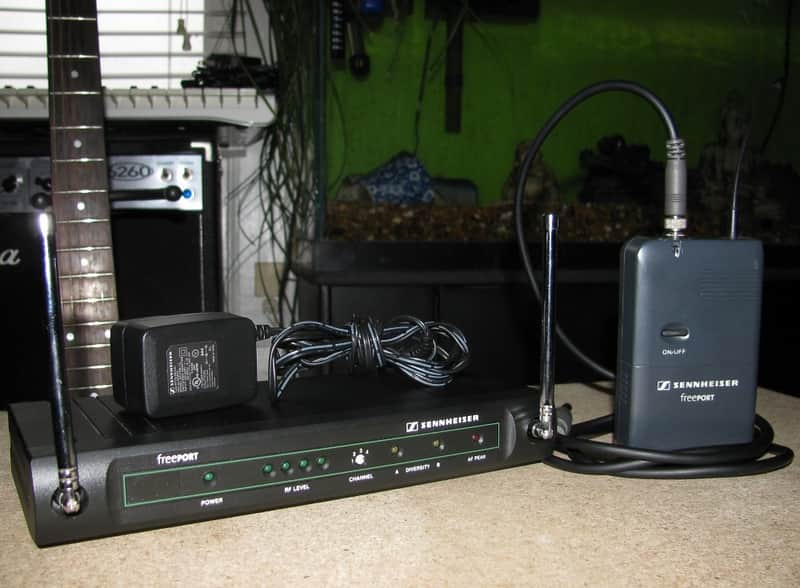 Sennheiser FreePort EM1/SK2 Wireless System image 1