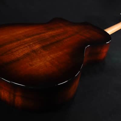 Taylor 222ce-K DLX Grand Concert Acoustic-electric Guitar - Shaded Edge Burst 570 image 7