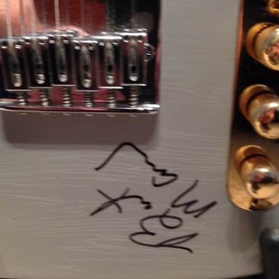 Valley Arts Custom Pro ( Rare ) Brent Mason Signiture Model 1992 Silver signed By Brent! image 3