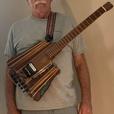 SKR electric 2025 - Headless Unique travel guitar V style GREAT player image 11