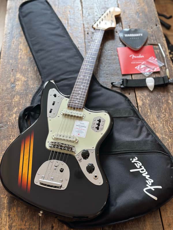 Fender MIJ Traditional II '60s Jaguar | Reverb UK