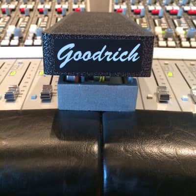 Goodrich L10K Active Volume Pedal image 1