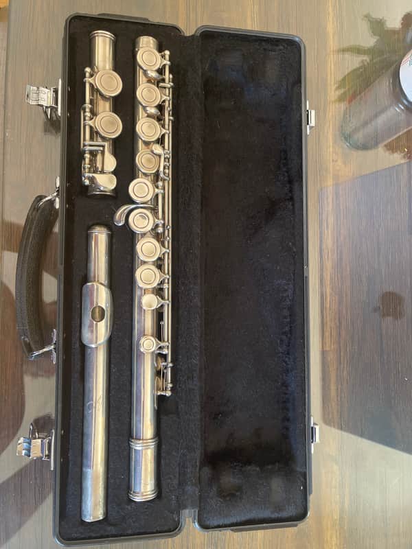 Armstrong 104 Student Model Closed-Hole Flute with C Foot, Offset G 2010s - Silver-Plated image 1