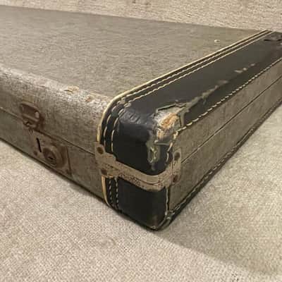 1966-1969 Fender USA Left Hand Lefty Mustang / Musicmaster Bass Case Silver Tweed - Extremely Rare CASE ONLY image 3