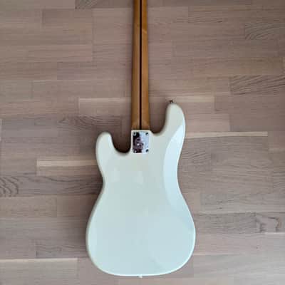 Fender Standard Precision Bass 19 September 2011 - Maple neck and fingerboard image 3