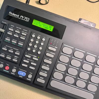 Roland R-70 Human Rhythm Composer + Voice Crystal 256k RAM Card | New Internal Battery