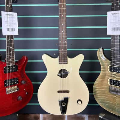 Danelectro Convertible Reissue White Hollow Body Electric Guitar image 2