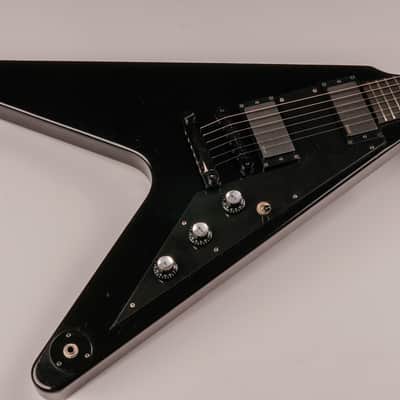 Gibson Flying V Gothic II 2006 USA EMG 81/85 OHSC | Complete Case Candy | Excellent image 4