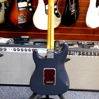 2025 Fender American Professional Classic Stratocaster Electric Guitar w/Gig Bag! Faded Black! VERY NICE!!! image 5