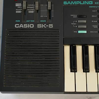 Casio SK-5 32-Key Sampling Keyboard 1980s - Black image 2