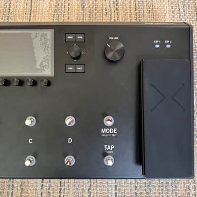 Line 6 Helix LT 2025 with Backpack - Present - Black image 4
