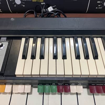 Roland SH-2000 mk 1, recapped and serviced! imagen 5
