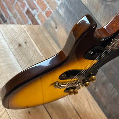 Vintage 1964 Gibson Melody Maker D - Sunburst image 15