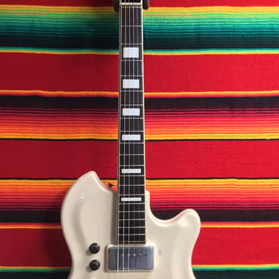 Supro Martinique Ermine White 1962 image 3