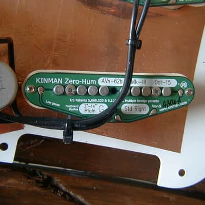 Kinman Traditional Mk-III Strat Pickup Set, Zero-Hum, Loaded Pickguard, Full System, LN image 7