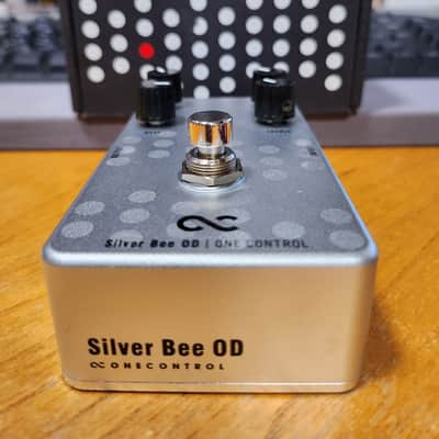 One Control Silver Bee Overdrive 2010s - Silver image 2