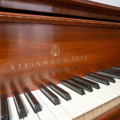 1973 Steinway Model L Grand Piano | Mahogany | 5'10" | Serial No. 435741 | Used image 7