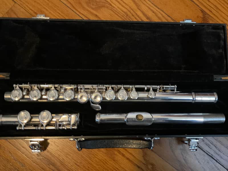 Yamaha Model 221 Flute-Very Clean All New Pads Plays Great! image 1