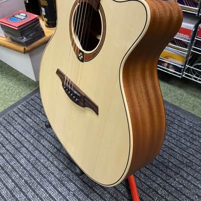 LAG Tramontane T70ACE electro-acoustic auditorium size guitar with solid spruce top image 3