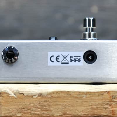 MXR M109S Six Band EQ Noise-Reduction Circuitry Six Band Equalizer Effect Pedal image 6