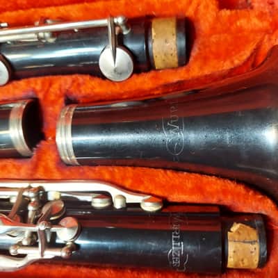 Wurlitzer Clarinet with case. USA image 4