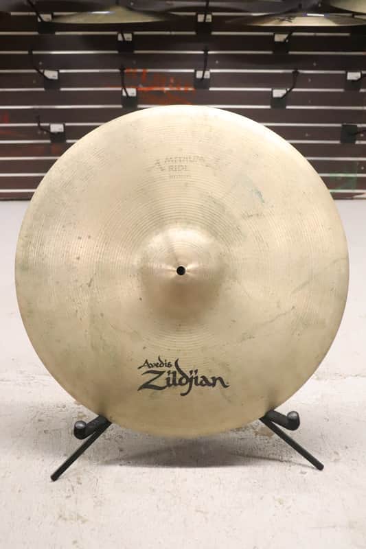 Zildjian 20" A. Avedis Medium Ride Cymbal image 1