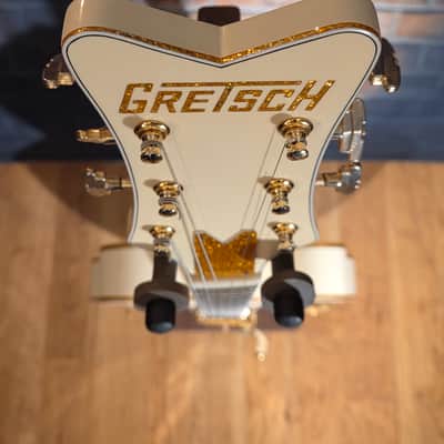 Gretsch G6136-1958 Stephen Stills Signature White Falcon Hollow Body Aged White w/ OHSC, CoA & Pickguard image 5