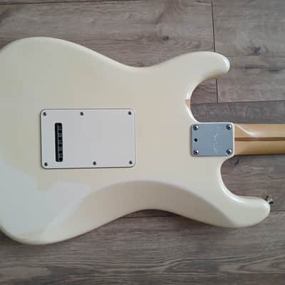 Fender American Stratocaster with Rosewood Fretboard - 60th Anniversary Model image 17