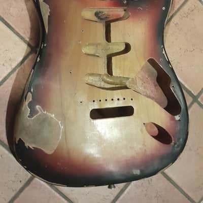 Fender Stratocaster Body 1962-1963 - Pre CBS sunburst Lightweight Alder Body image 10