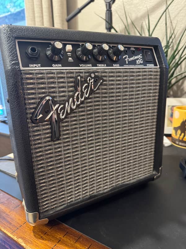 Fender Frontman 10G 10-Watt 1x6" Guitar Practice Amp 2007 - Present - Black image 1