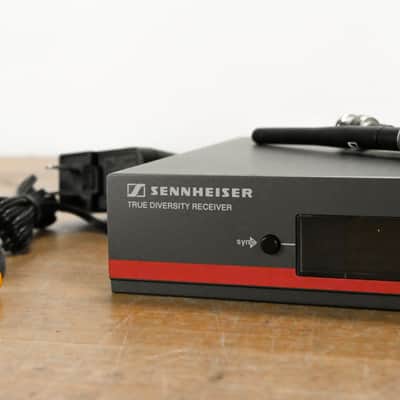 Sennheiser ew 100 G3 Handheld Wireless System - A Range: 516-558 MHz CG0118H image 2