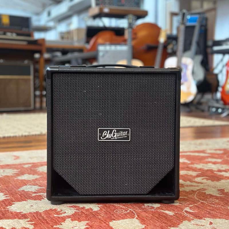2020s BluGuitar Nanocab 60W Black