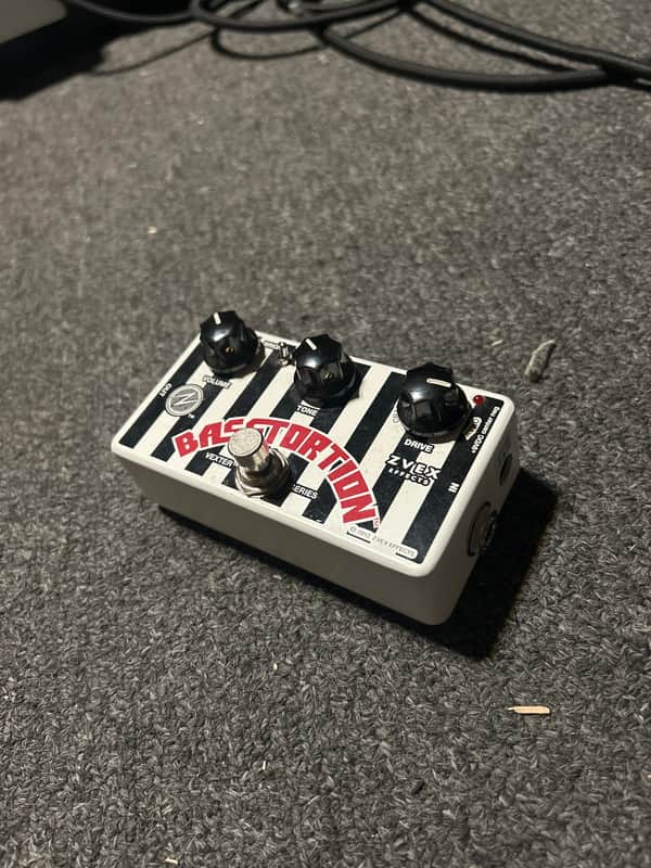 Zvex Basstortion
